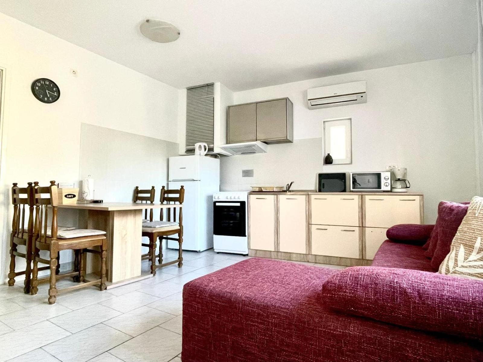Apartmani Mauro Sa Terasom Crikvenica Exterior foto